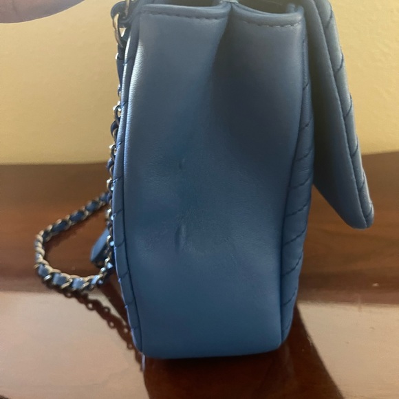 Chanel Chevron Electric Blue Jumbo - Picture 5 of 6